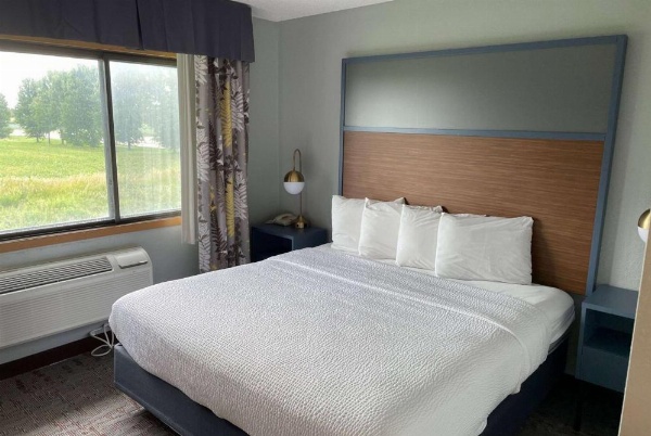 AmericInn by Wyndham Ankeny/Des Moines image 25